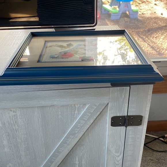 Vintage Handmade Needlepoint Bird on a Branch -Framed - Picture 8 of 14